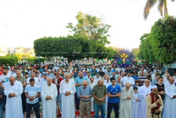 الالاف من الشمساوية يؤدون صلاة عيد الأضحى بالنادي