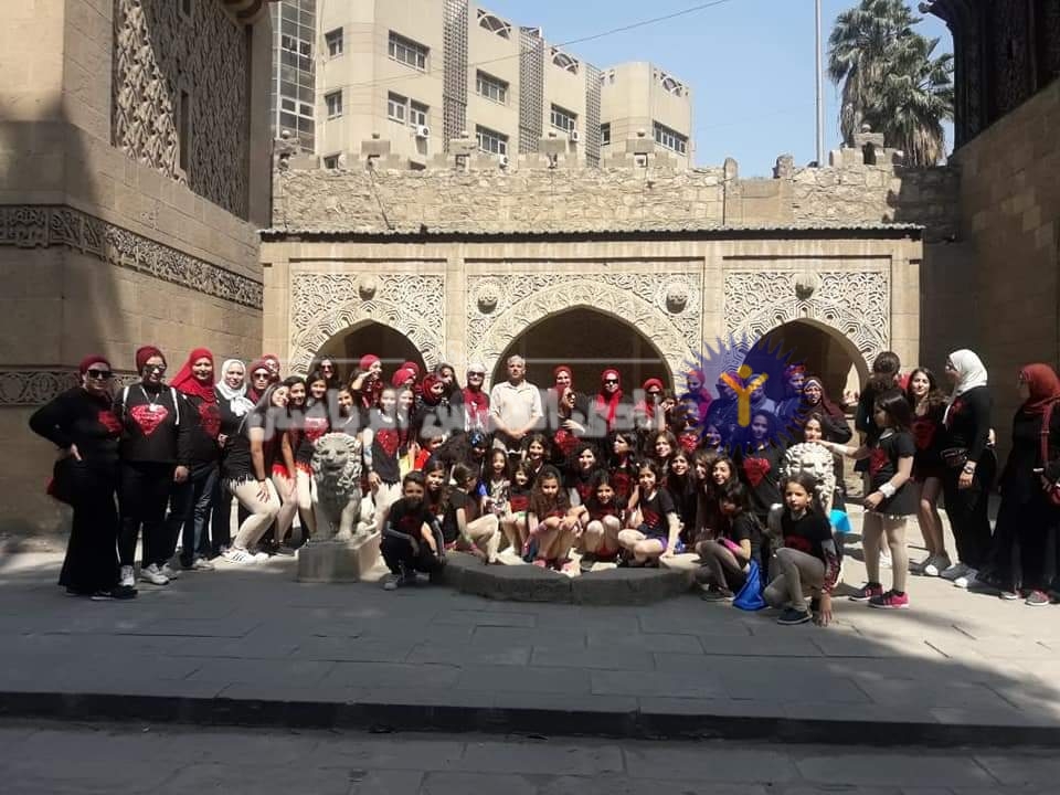 فرق الانزلاق الفني تروج لدعم السياحة في مصر