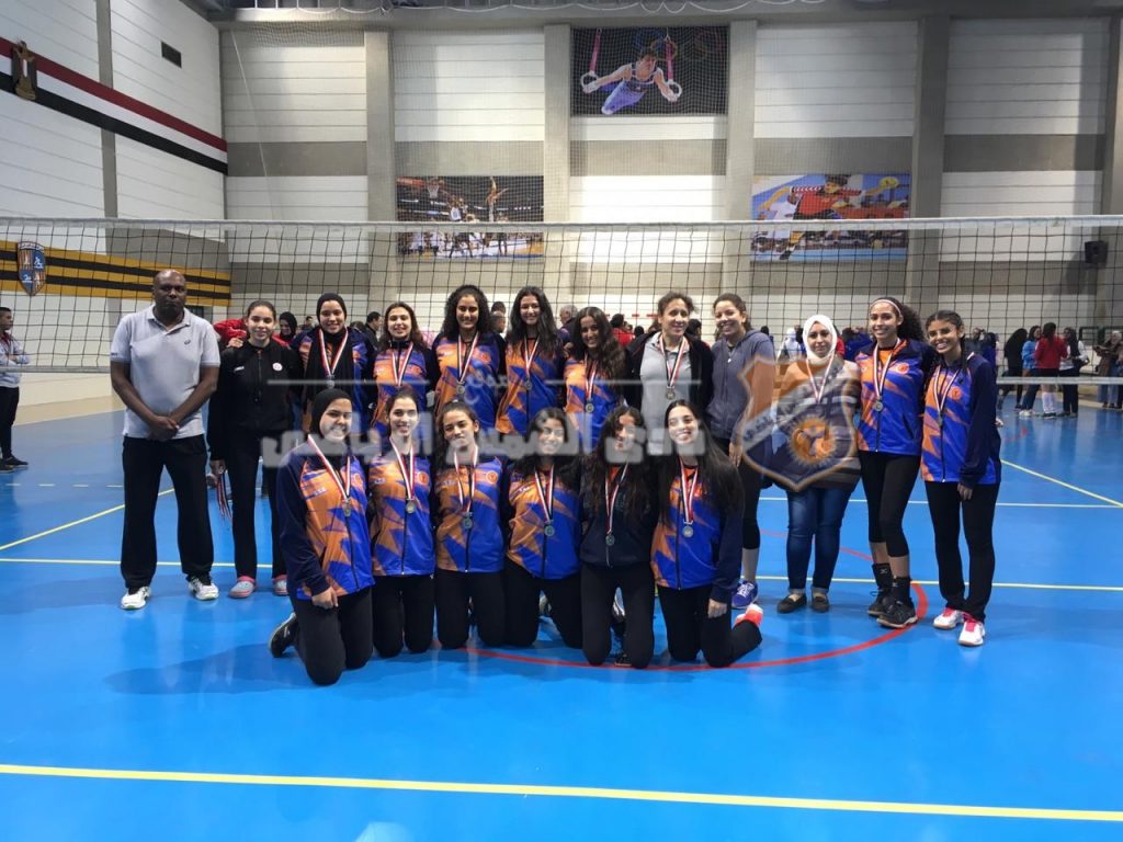 الكرة الطائرة | بنات 19 تحصدن المركز الثاني في بطولة منطقة القاهرة