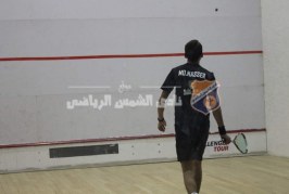 محمد ناصر يطيح بزميله حازم حسام من نصف نهائي بطولة الاسكواش