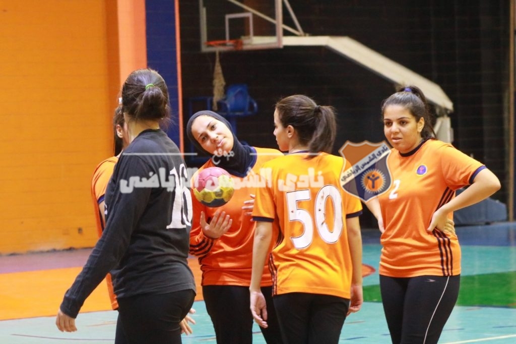 مباراة فاصلة لبنات يد 2000 لتحديد بطل المنطقة بعد الهزيمة من الاهلي