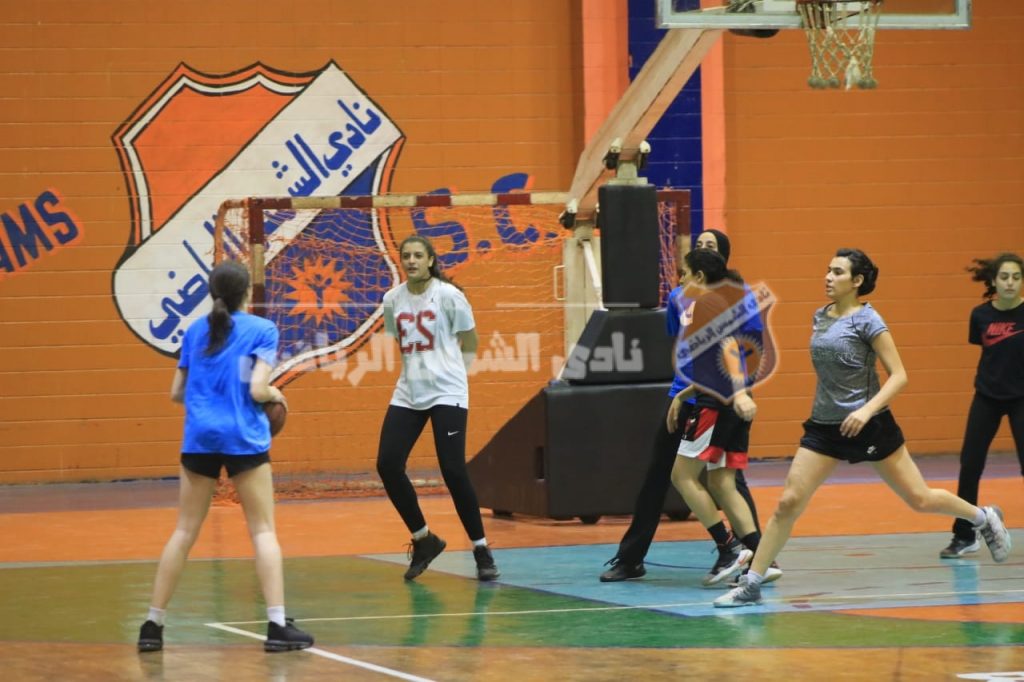 كرة اليد | سيدات الفريق الأول راحة من مران اليوم
