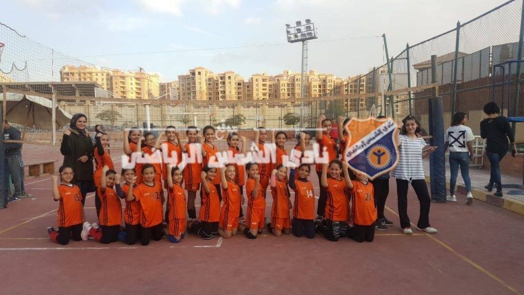الكرة الطائرة | بنات الشمس يواجهن المقاولون في بطولة منطقة القاهرة 10 سنوات