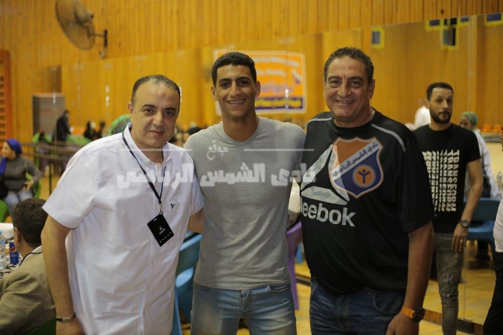 أبوزيد يستقبل سيف عماره قبل انضمامه لمنتخب مصر للسباحة
