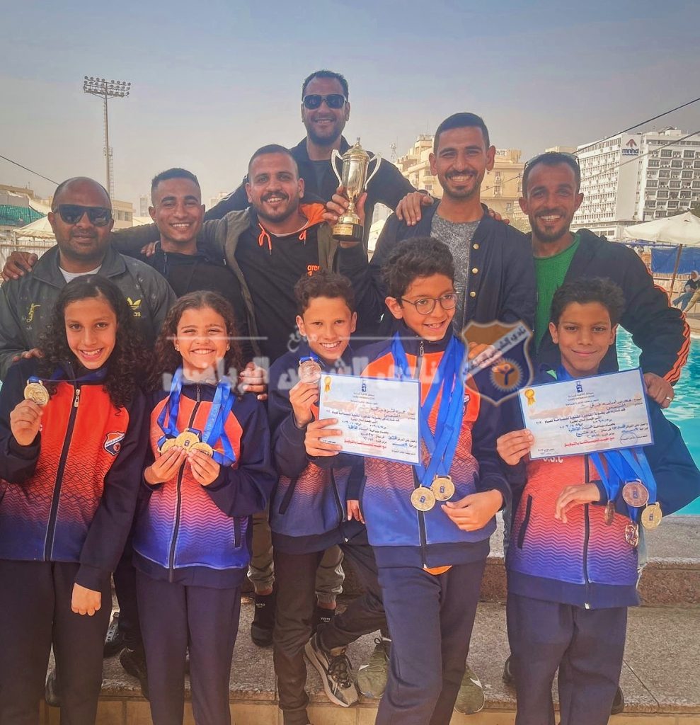 أولاد 11 سنة يحصدون فضية بطولة القاهرة الشتوية للسباحة