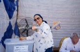 دعاء هشام بركات تدلي بصوتها في الجمعية العمومية لتعديل لائحة النادي