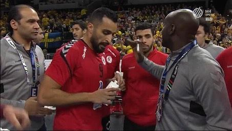 المنتخب الوطنى يتم استعداداته لمواجهة منتخب قطر  فى ثانى لقاءات ببطولة العالم