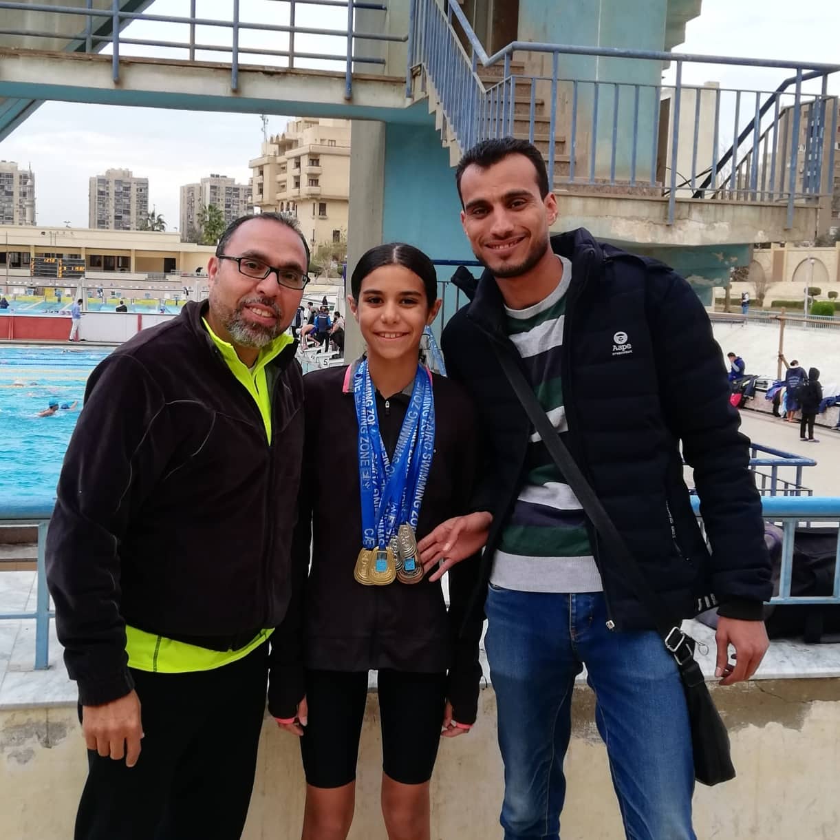 سباحة | أبطال الشمس يواصلن حصد الميداليات ببطولة القاهرة