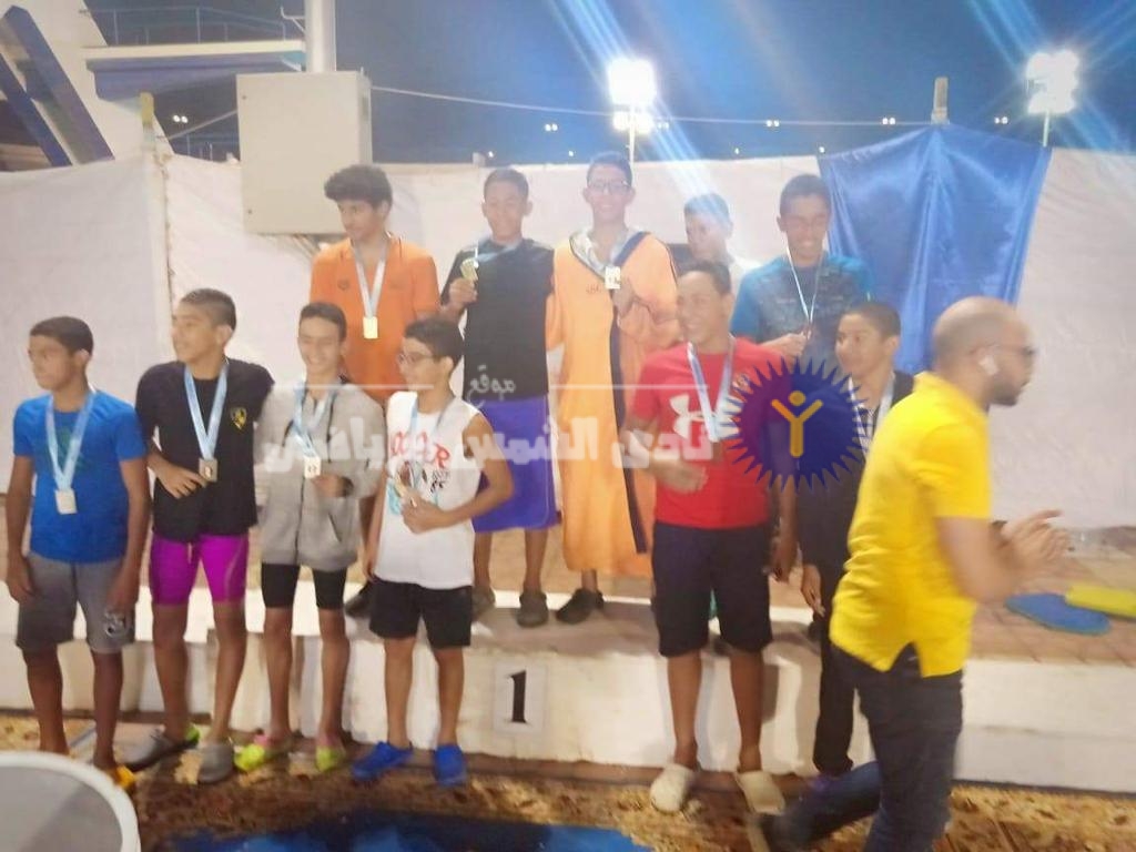 سباحة الشمس تحصد ذهبية وفضية في بطولة كأس الاتحاد