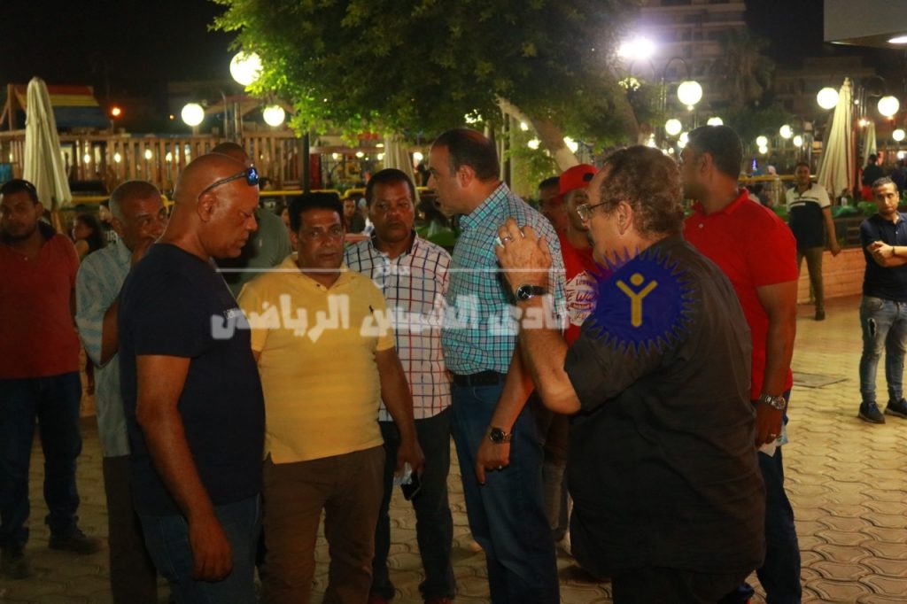 أبو زيد يتفقد النادي للإطمئنان على راحة الأعضاء