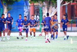 كرة القدم | فريق ٢٠٠٤ يفتتح الدوري بملاقاة حدائق حلوان .. غدًا