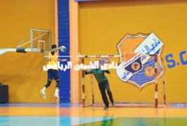 رجال يد الشمس يفوزون على دلفي بالدوري الممتاز