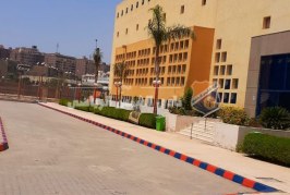 أبوزيد يشكر عمال الاستاد بعد التطوير الكبير