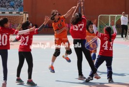 يد 2008 بنات تسحقن الجزيرة في البطولة الصيفية