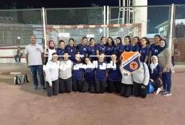 يد 2006 بنات تستضيف باكوس في الجمهورية