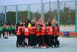 يد 2004 بنات تتربعن على الصدارة.. و2010 يسحقون هيلوليدو في الجمهورية