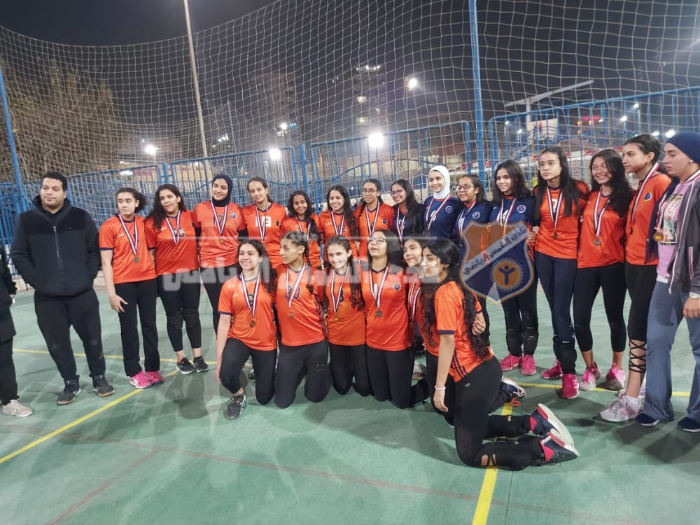 كرة طائرة | فريق 14 بنات يفوز ببرونزية بطولة المنطقة