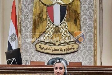 أية مدني تؤدي اليمين الدستوري  في مجلس النواب