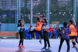 يد 2004 بنات تخسرن أمام أكتوبر