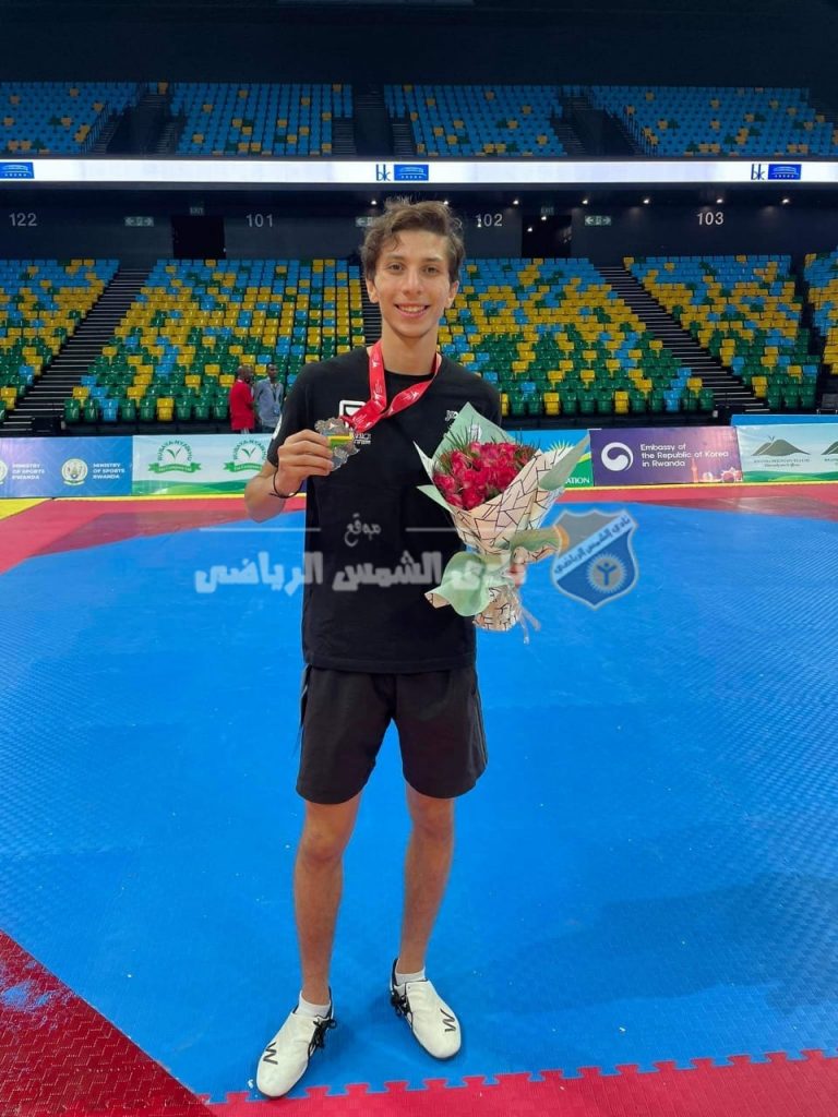 أحمد وائل يحرز فضية لمصر بالبطولة الأفريقية للتايكوندو