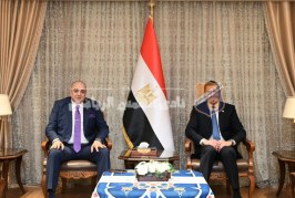 رئيس نادي الشمس يهنئ وزير الشباب والرياضة